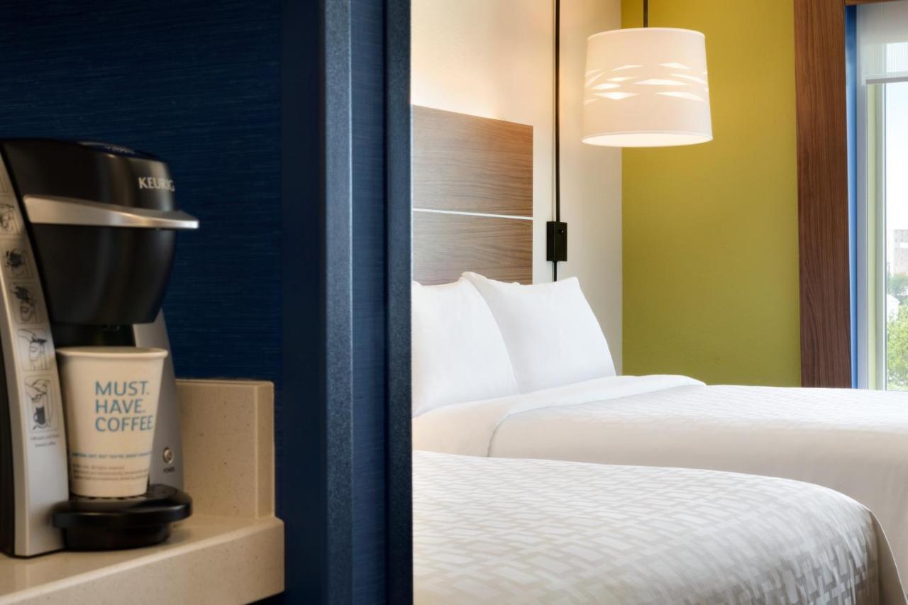 Holiday Inn Express & Suites - Middletown - Goshen By Ihg Bagian luar foto