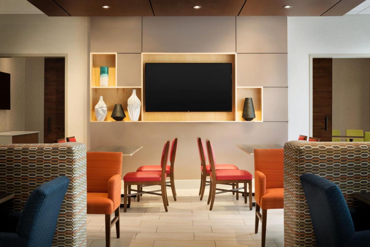 Holiday Inn Express & Suites - Middletown - Goshen By Ihg Bagian luar foto