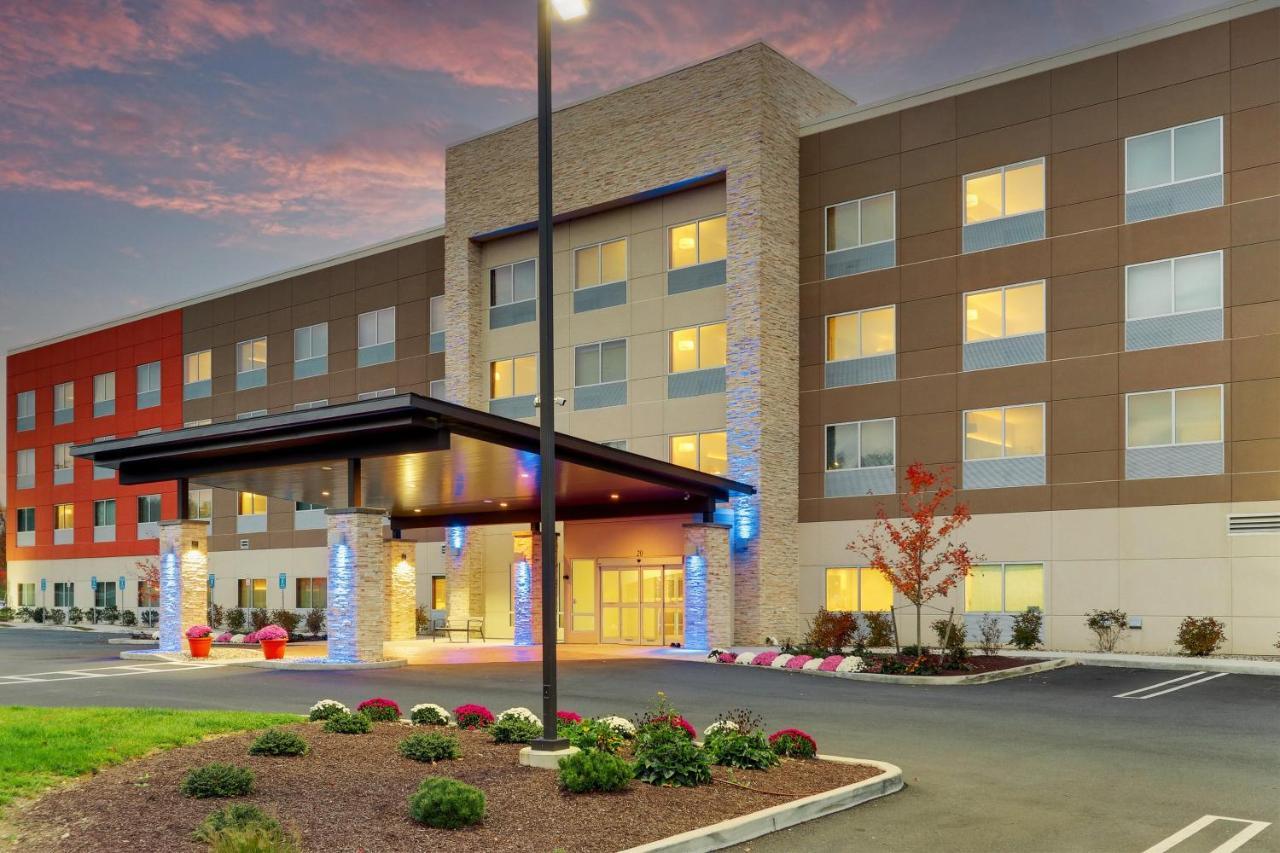 Holiday Inn Express & Suites - Middletown - Goshen By Ihg Bagian luar foto