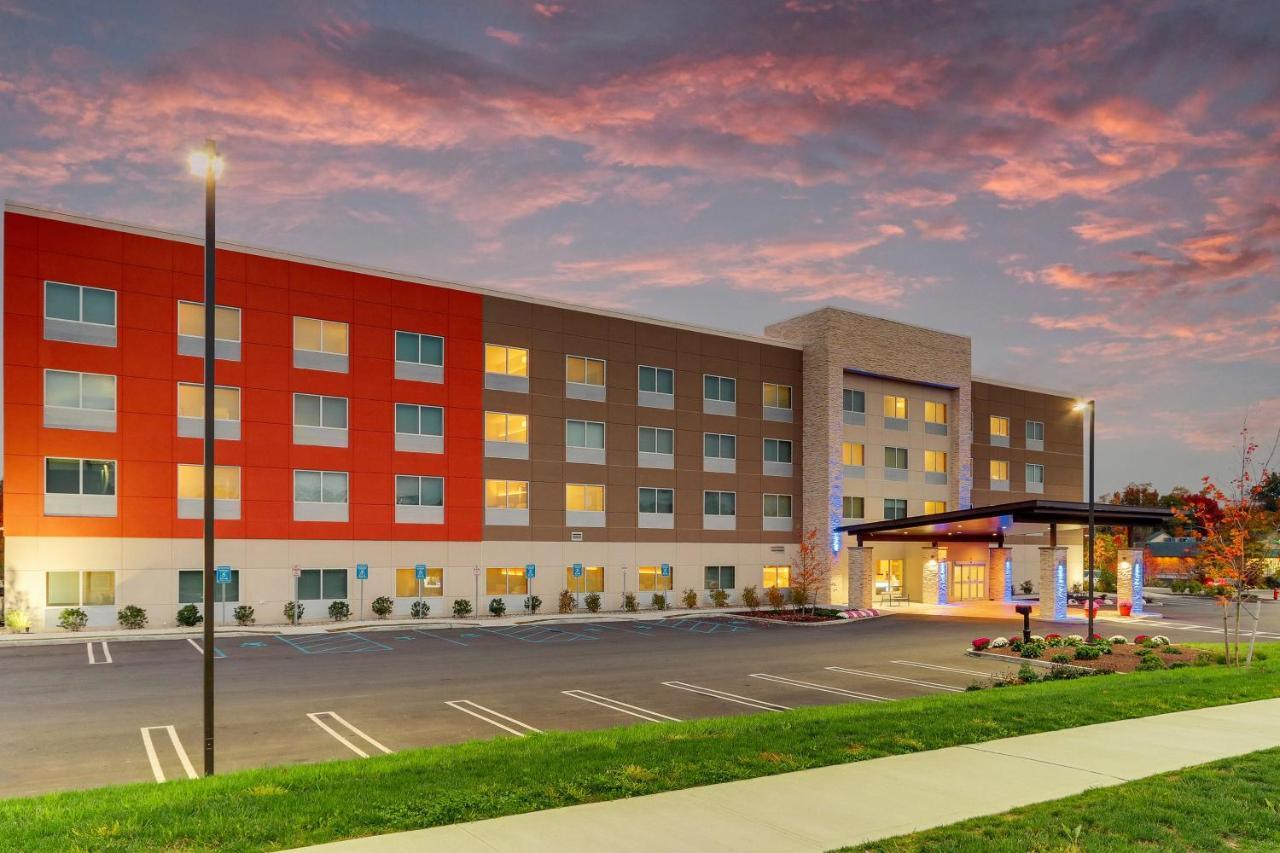 Holiday Inn Express & Suites - Middletown - Goshen By Ihg Bagian luar foto