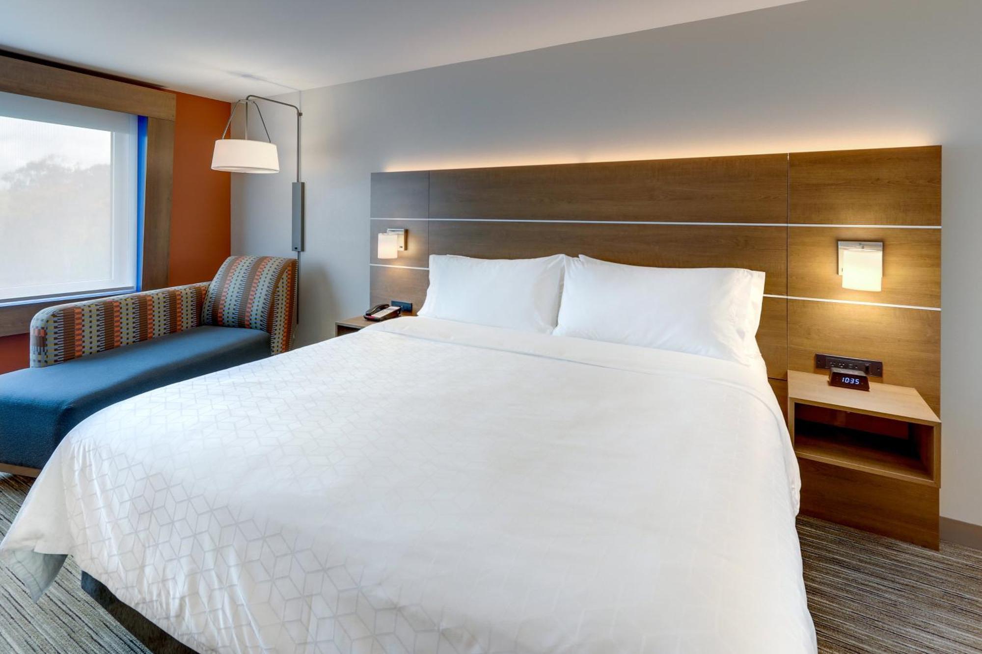 Holiday Inn Express & Suites - Middletown - Goshen By Ihg Bagian luar foto