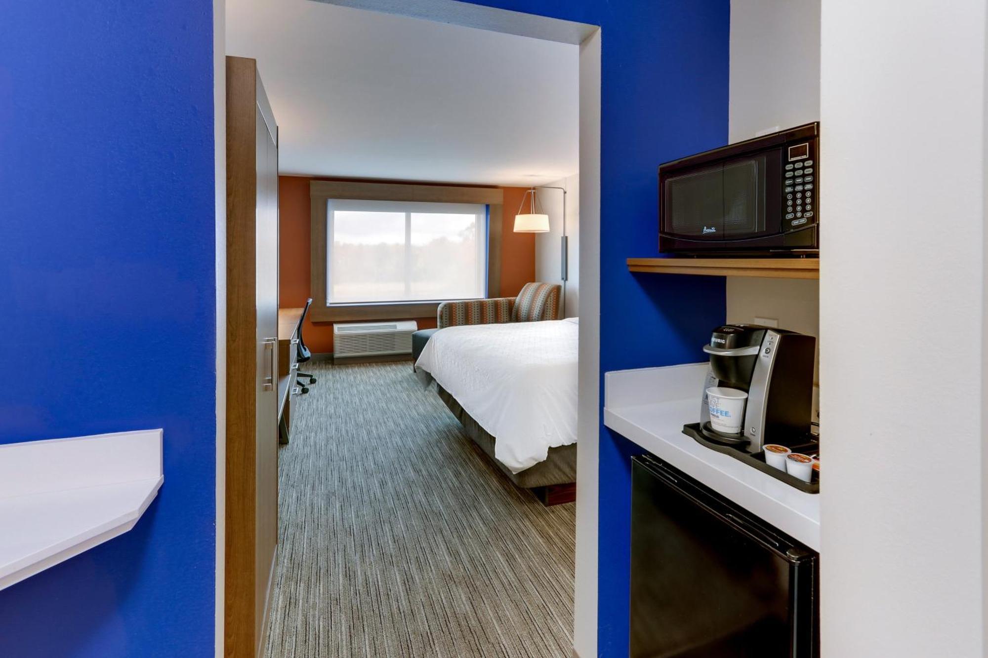 Holiday Inn Express & Suites - Middletown - Goshen By Ihg Bagian luar foto